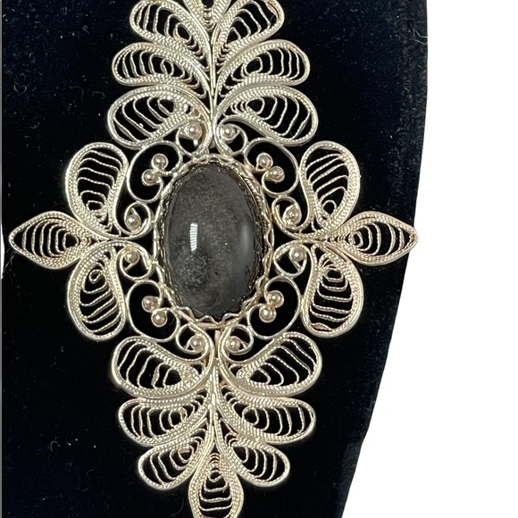 Vintage Large silver filagree black stone fancy bar brooch - Picture 4 of 6